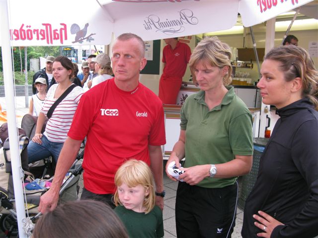 ../Images/BenefizlaufMerseburg2010 (99).jpg